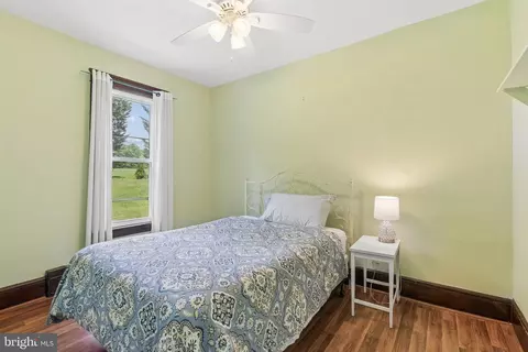 Bedroom - 21101 York Rd, Parkton, MD 21120 photo 4 of 9