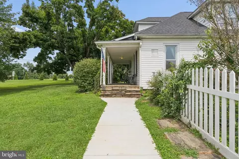 Exterior - 21101 York Rd, Parkton, MD 21120 photo 5 of 12