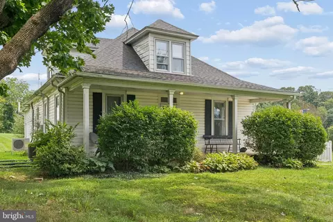 Exterior - 21101 York Rd, Parkton, MD 21120 photo 4 of 12