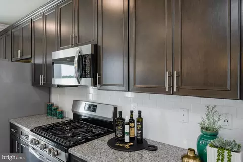 Kitchen - 2015 Patapsco Glen Rd, Windsor Mill, MD 21244 photo 2 of 4