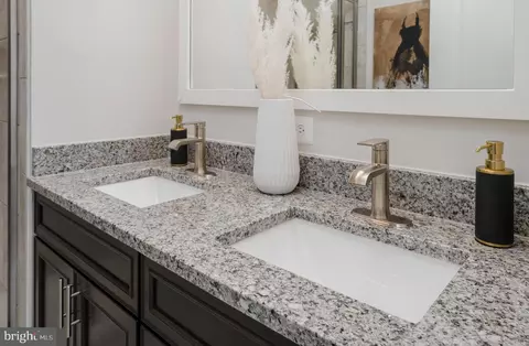 Bath - 2015 Patapsco Glen Rd, Windsor Mill, MD 21244 photo 1 of 1