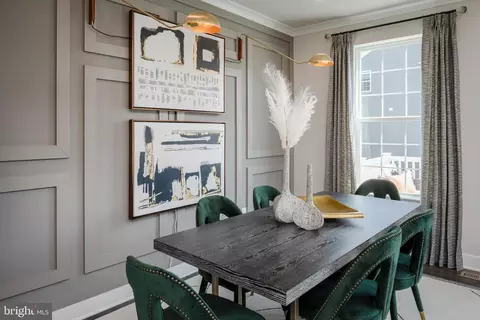 Dining - 2015 Patapsco Glen Rd, Windsor Mill, MD 21244 photo 1 of 2