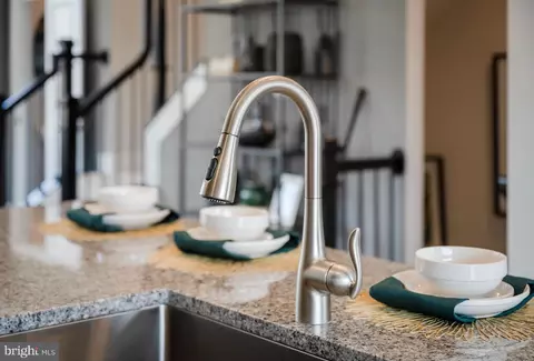 Kitchen - 2015 Patapsco Glen Rd, Windsor Mill, MD 21244 photo 4 of 4