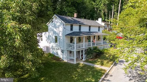 26 Hillside Ave, Cockeysville, MD 21030