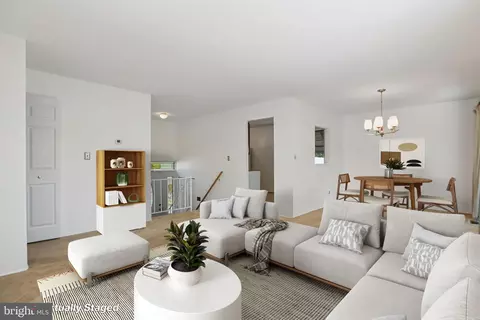 Living - 5501 Daybreak Ter, Baltimore, MD 21206 photo 1 of 6