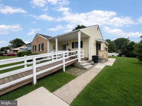 306 E Chatsworth Ave E, Reisterstown, MD 21136