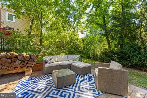 Exterior - 307 Worthington Rd, Towson, MD 21286 photo 7 of 18
