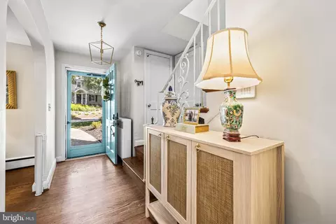 Entry Way - 307 Worthington Rd, Towson, MD 21286 photo 1 of 2
