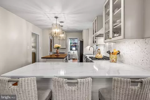 Kitchen - 307 Worthington Rd, Towson, MD 21286 photo 2 of 8