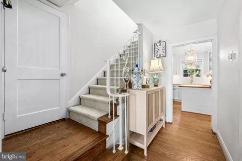Entry Way - 307 Worthington Rd, Towson, MD 21286 photo 2 of 2