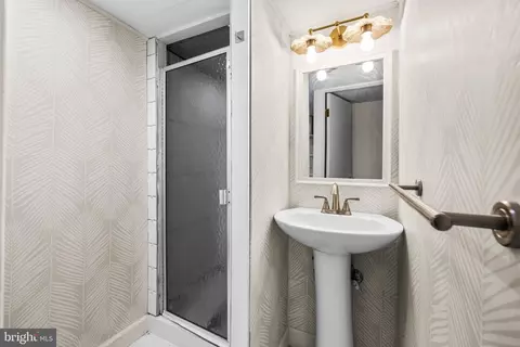 Bath - 307 Worthington Rd, Towson, MD 21286 photo 3 of 3