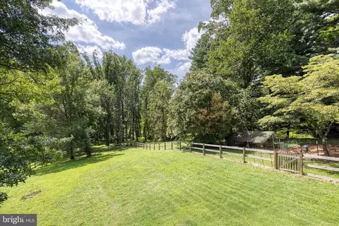 Exterior - 13730 Baldwin Mill Rd, Baldwin, MD 21013 photo 7 of 14