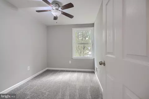 Entry Way - 1 Arwell Ct, Baltimore, MD 21236 photo 2 of 2