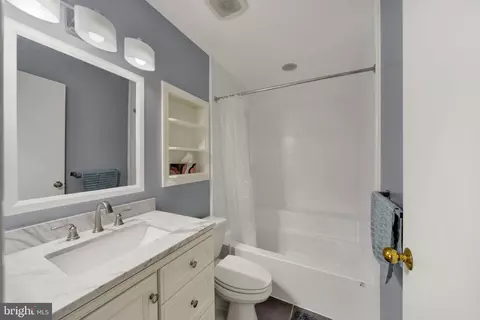 Bath - 6943 Clearwind Ct #6943C, Baltimore, MD 21209 photo 2 of 3