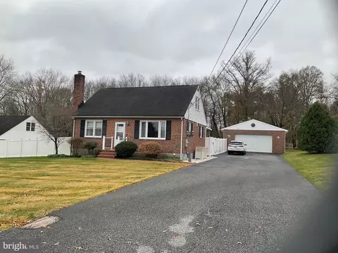 Exterior - 5809 Pine Hill Dr, White Marsh, MD 21162 photo 6 of 7