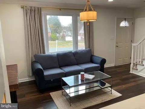 Living - 5809 Pine Hill Dr, White Marsh, MD 21162 photo 1 of 4