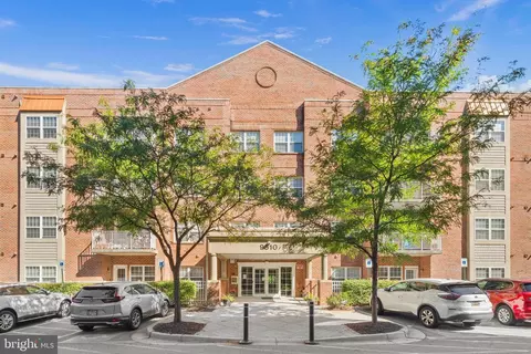 9510 Coyle Rd #403, Owings Mills, MD 21117