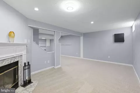 Living - 11 Ramsgate Ct, Halethorpe, MD 21227 photo 6 of 6
