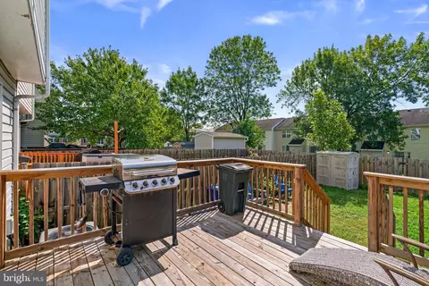 Exterior - 11 Ramsgate Ct, Halethorpe, MD 21227 photo 2 of 10