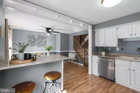 Kitchen - 11 Ramsgate Ct, Halethorpe, MD 21227 photo 3 of 3