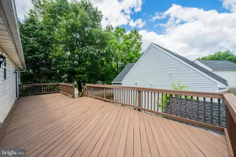 Exterior - 2 Mainsail Ct, Middle River, MD 21220 photo 8 of 11