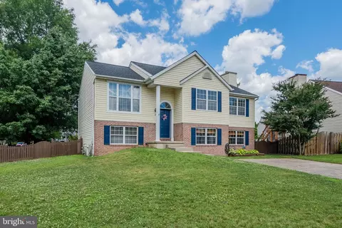 Exterior - 2 Mainsail Ct, Middle River, MD 21220 photo 3 of 11