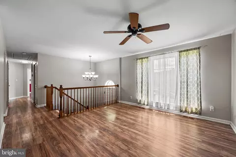Living - 2 Mainsail Ct, Middle River, MD 21220 photo 1 of 8