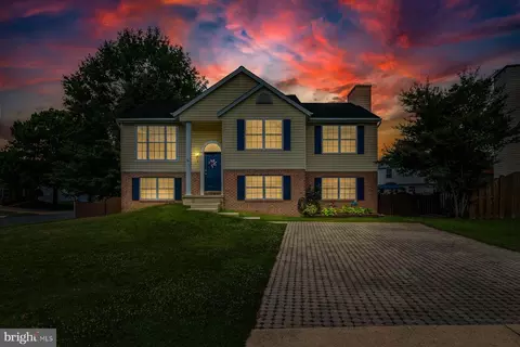 Exterior - 2 Mainsail Ct, Middle River, MD 21220 photo 1 of 11