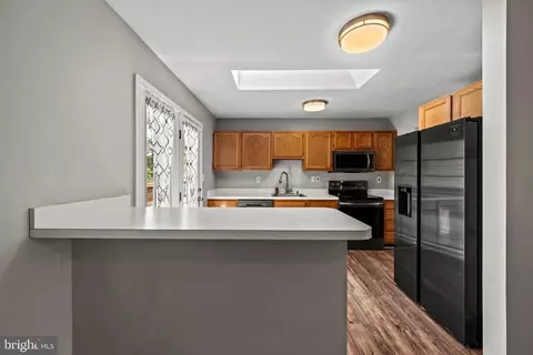 Kitchen - 2 Mainsail Ct, Middle River, MD 21220 photo 1 of 6