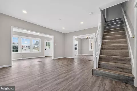 Entry Way - 2317 Ruth Ave, Sparrows Point, MD 21219 photo 3 of 6