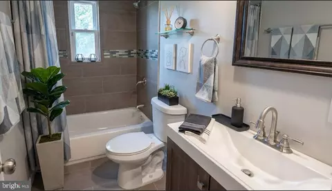 451 Old Home Rd, Baltimore, MD 21206 photo 3