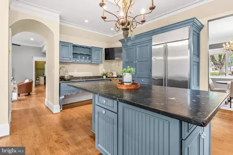 Kitchen - 1009 W Wind Ct, Towson, MD 21204 photo 1 of 9