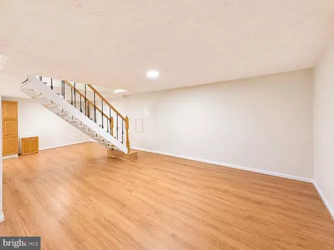 Living - 4549 Ambermill Rd, Nottingham, MD 21236 photo 2 of 3