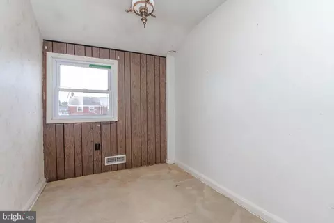 Bedroom - 2001 Ormand Rd, Dundalk, MD 21222 photo 10 of 10