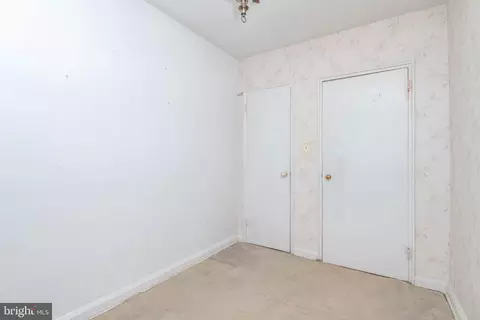Bedroom - 2001 Ormand Rd, Dundalk, MD 21222 photo 9 of 10