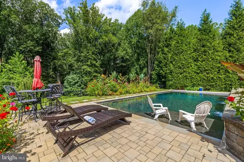 Exterior - 2806 York Manor Rd, Phoenix, MD 21131 photo 14 of 17