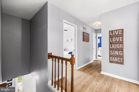 Entry Way - 2806 York Manor Rd, Phoenix, MD 21131 photo 7 of 7