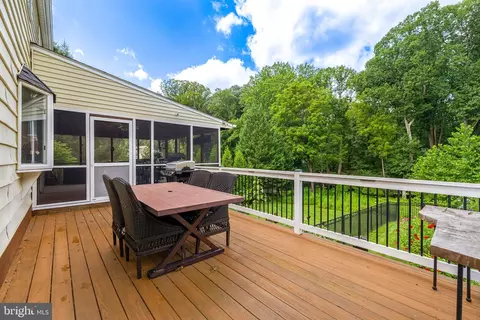 Exterior - 2806 York Manor Rd, Phoenix, MD 21131 photo 5 of 17