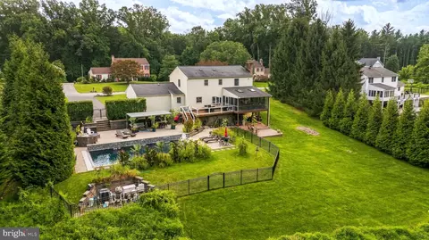 View/Area - 2806 York Manor Rd, Phoenix, MD 21131 photo 3 of 3