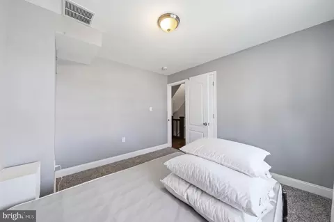 Bedroom - 33 Eastship Rd, Dundalk, MD 21222 photo 5 of 9