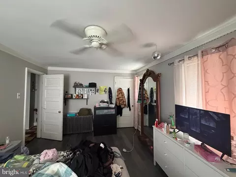 Bedroom - 6 Flagship Rd, Dundalk, MD 21222 photo 2 of 3