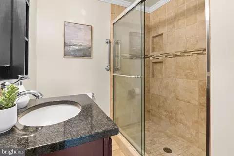 Bath - 4903 Cedar Ave, Halethorpe, MD 21227 photo 2 of 4