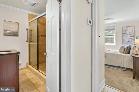 Entry Way - 4903 Cedar Ave, Halethorpe, MD 21227 photo 2 of 7