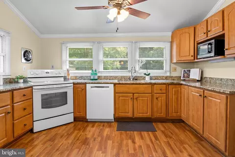 Kitchen - 4903 Cedar Ave, Halethorpe, MD 21227 photo 1 of 2