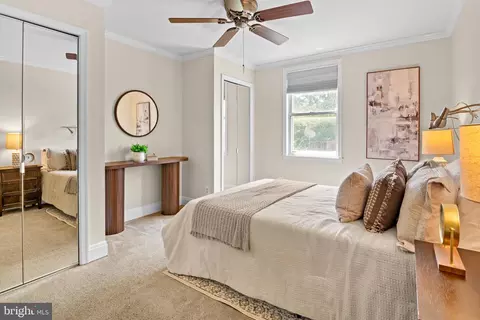 Bedroom - 4903 Cedar Ave, Halethorpe, MD 21227 photo 2 of 6