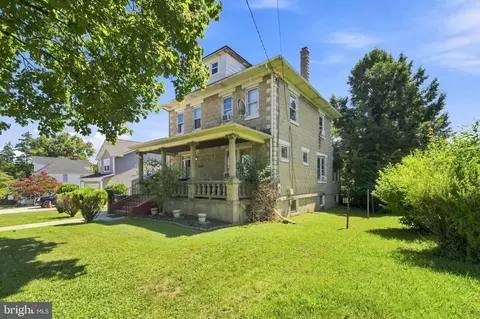 Exterior - 6919 Beech Ave, Baltimore, MD 21206 photo 1 of 11