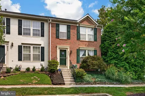9800 Bayline Cir, Owings Mills, MD 21117