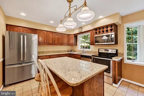Kitchen - 14226 Sawmill Ct, Phoenix, MD 21131 photo 1 of 5