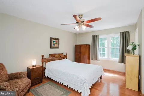 Bedroom - 9001 Deviation Rd, Nottingham, MD 21236 photo 1 of 8