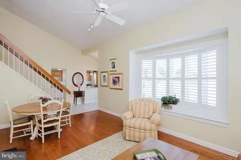 Living - 9001 Deviation Rd, Nottingham, MD 21236 photo 2 of 5